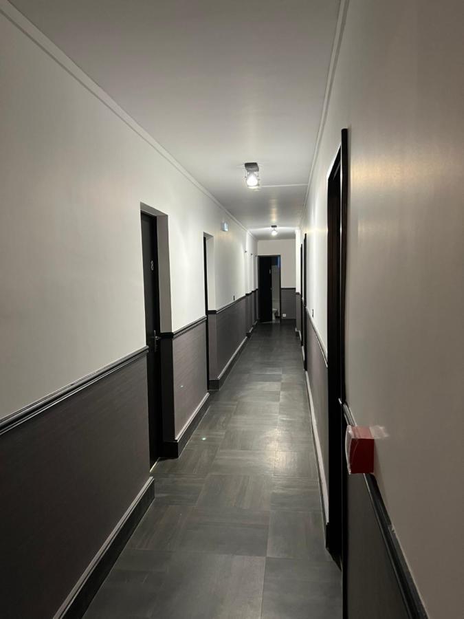 Hotel Du Luxembourg Balsièges Buitenkant foto